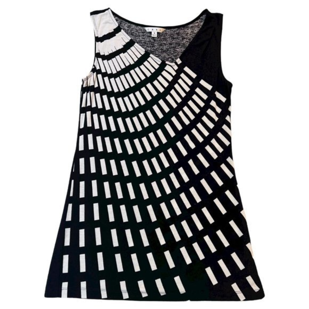 Women's CAbi Sleeveless Black and White Graphic Geometric‎ Top Size Small